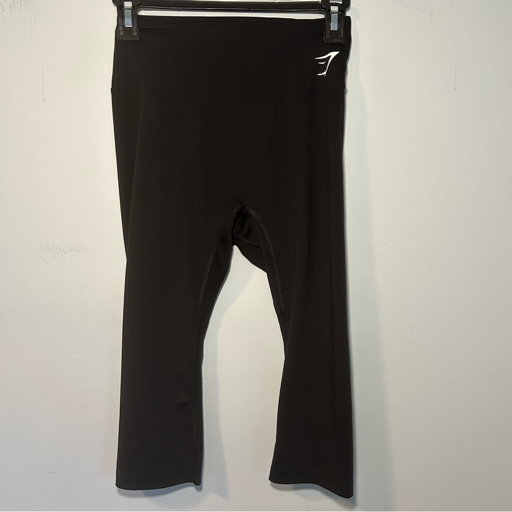 Gymshark Black High Rise Training Activewear Cropped Leggings Size Medium